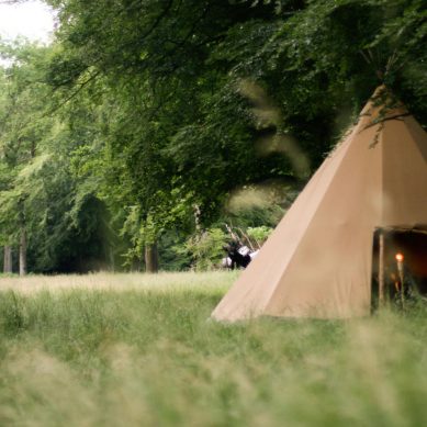 Kamperen in zomer of winter, de “tipische” kampeerder voelt zich in alle seizoenen thuis.